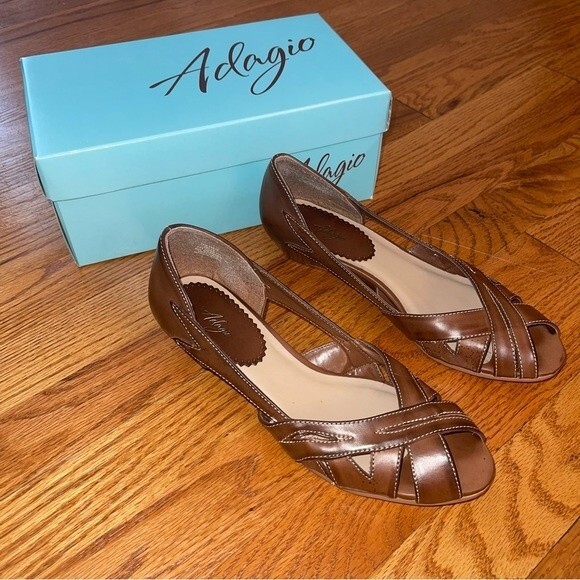 Adagio | Zella Whisky Brown Vegan Leather Wedges | Size 7.5 - Picture 1 of 12